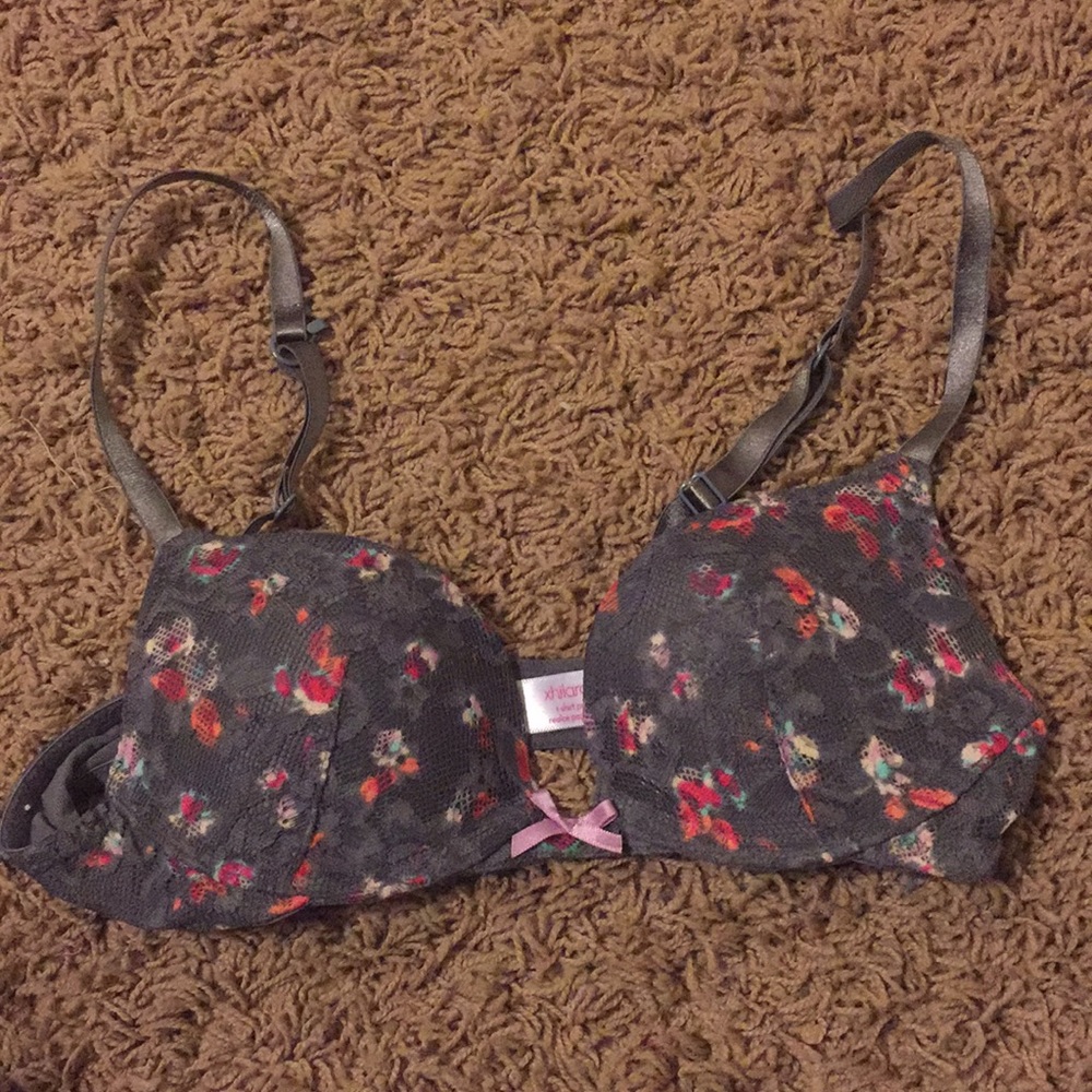 Xhilaration tshirt pushup bra